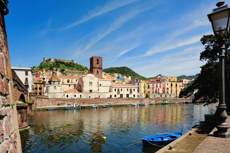 Mit Italien: Mere om La Sardegna (på letforståeligt italiensk)